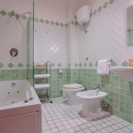 Le Sul Corso Πανσιόν