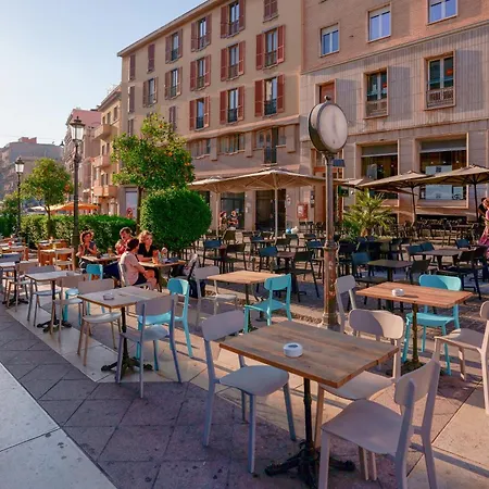 בית הארחה Le Sul Corso קליארי