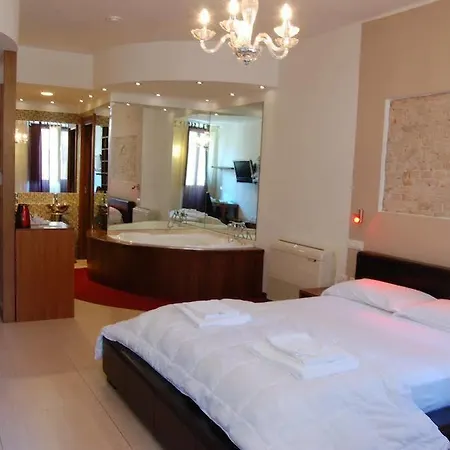 בית הארחה Le Sul Corso 4*